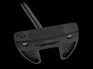 RJベティナルディ Blackout SB3 LH パター 2025