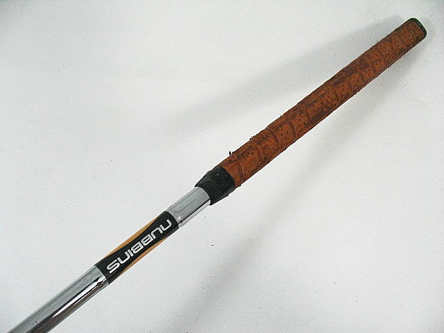 テーラーメイド ツアーナビンズ パター B9