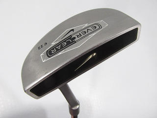 ナイキ エバークリア パター E22