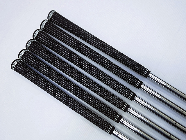 コブラ KING CB アイアン 2023